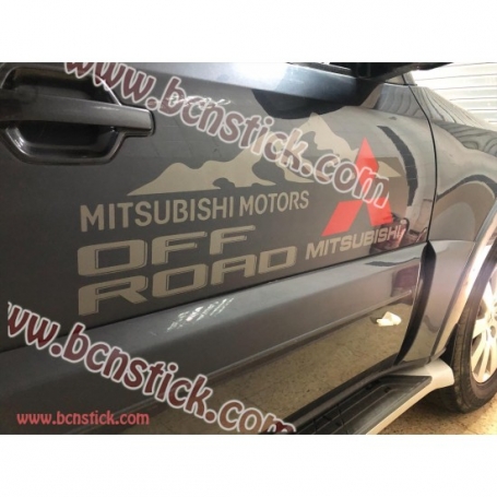 MitsubishiTRD Off-Road dos laterales 75x27cm