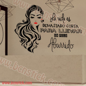 Silueta de mujer con frase 85x60